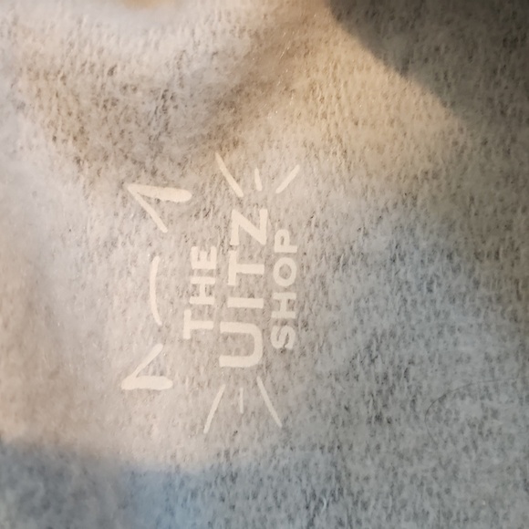 Gildan UCLA Gray Sweater - Picture 3 of 4